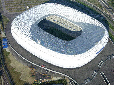 Allianz-Arena Mnchen (c) www.berlinluftbild.de